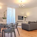Blue Luxury Apt#3