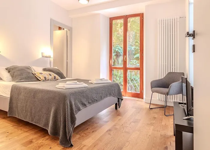 Blue Luxury Apt#3 * Como