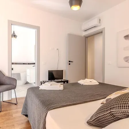 Blue Luxury Apt#3 Apartment Como